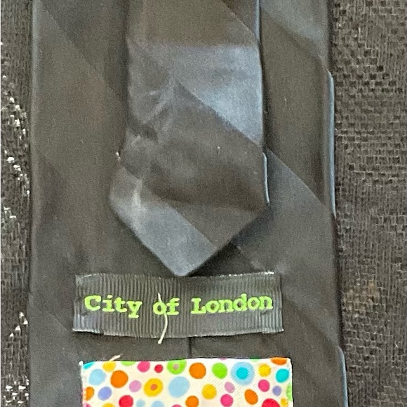 City of London Classic Silk Black Tie - Picture 2 of 2